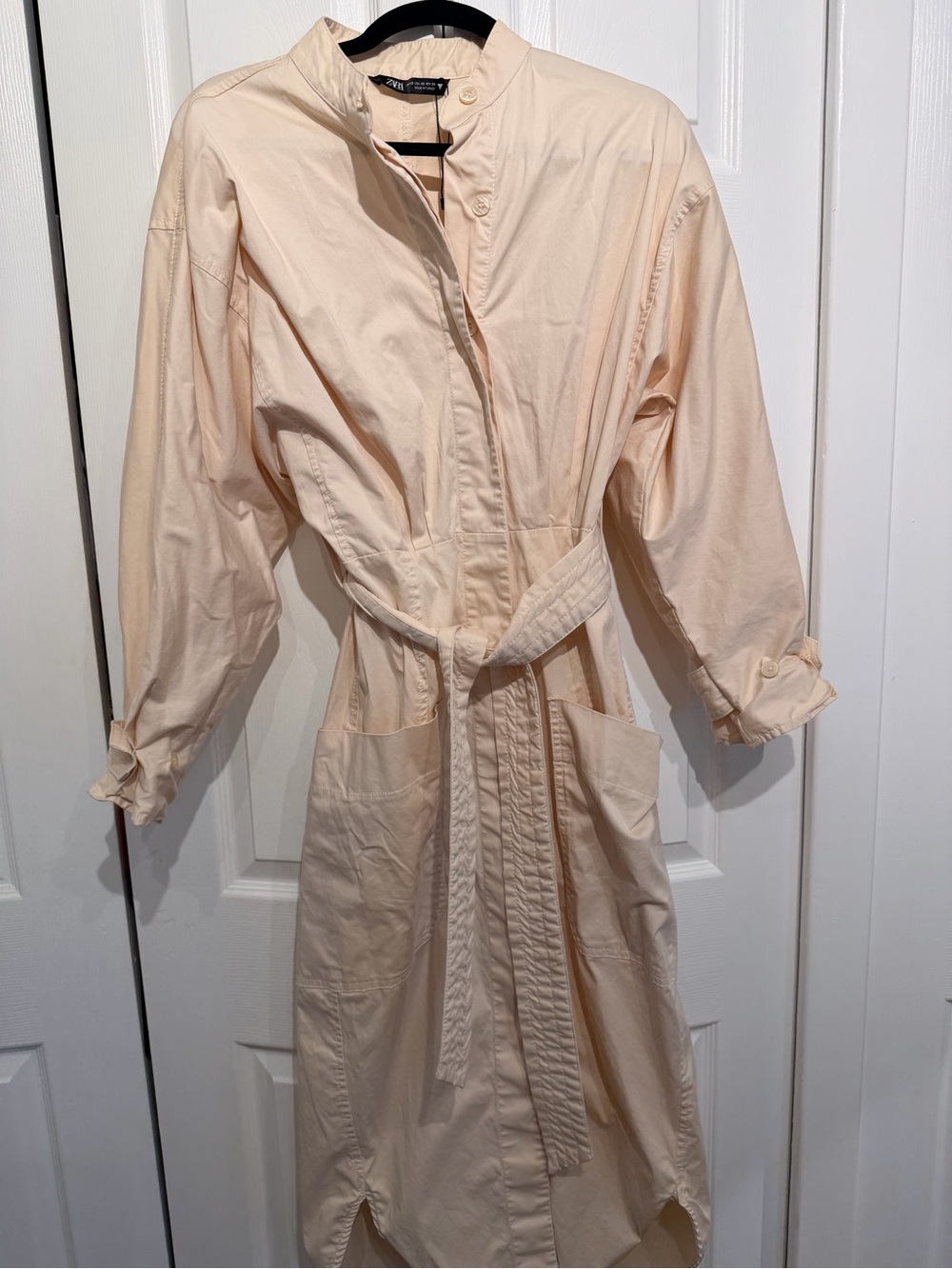 Light Cream Button-Up shirt Dress with Belt
